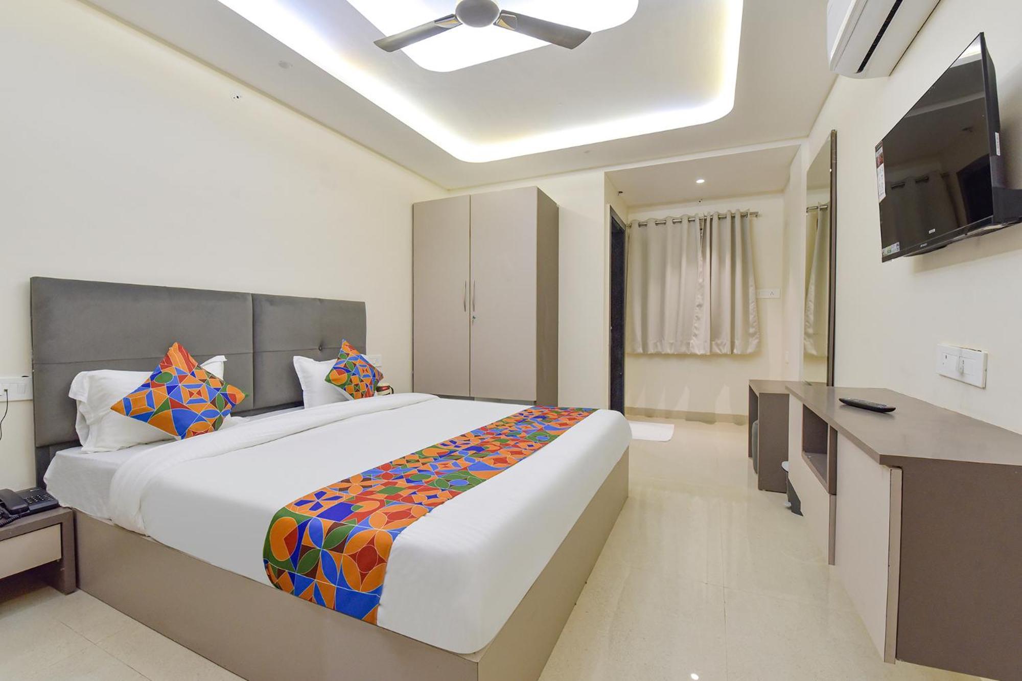 Fabhotel Synergy Stays Indore Exterior photo