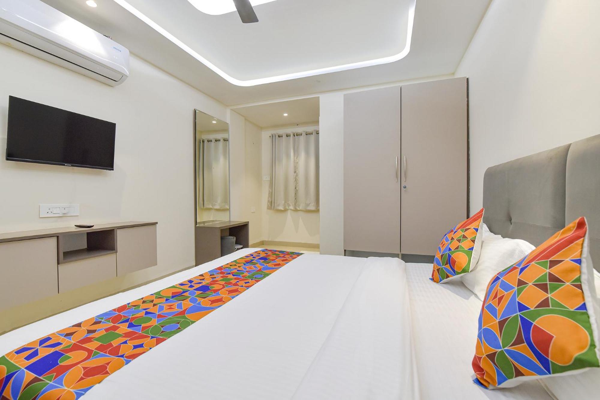 Fabhotel Synergy Stays Indore Exterior photo